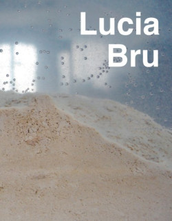 Lucia Bru