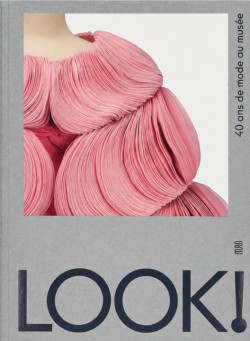 Look ! 40 ans de mode au musée