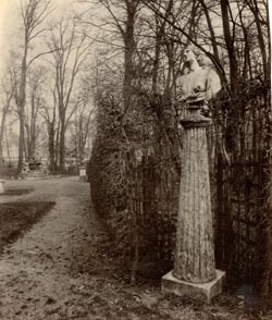 Versaille_Eugene_Atget.jpg